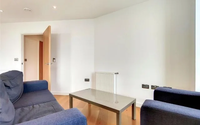 LH-158 High Street 2