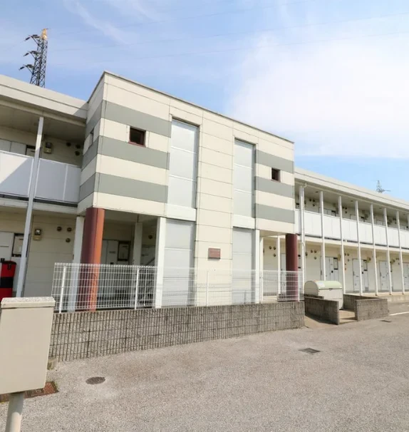 レオパレス白山荘