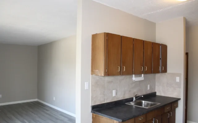 University Pointe 4