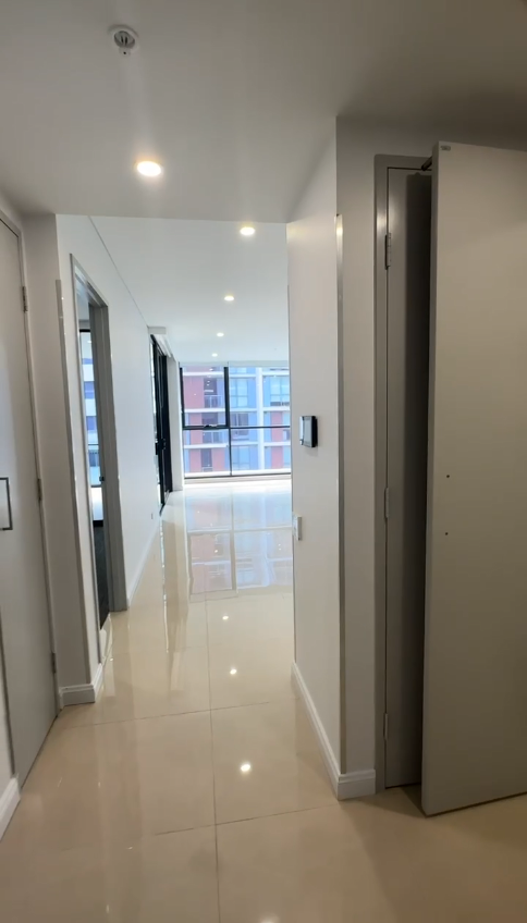 256B Coward Street