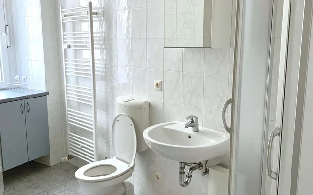 Treuchtlinger Str. 3DE-01-070-002H 3