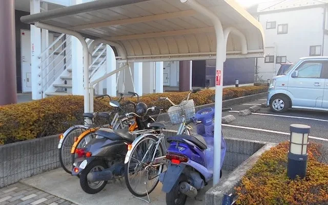 レオパレスエミネンス M - Shiroi student accommodation - 202号房间(带独立厨房)