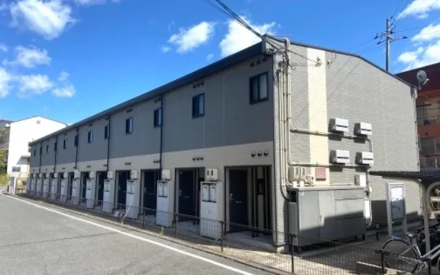 レオパレスまつおか 0