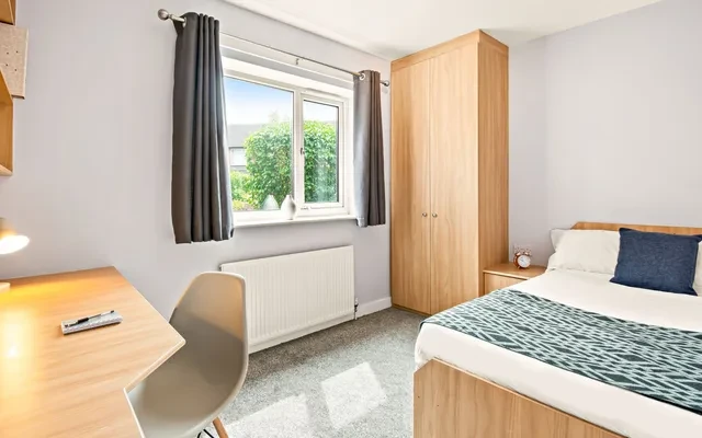 2 Stanmore Crescent 3