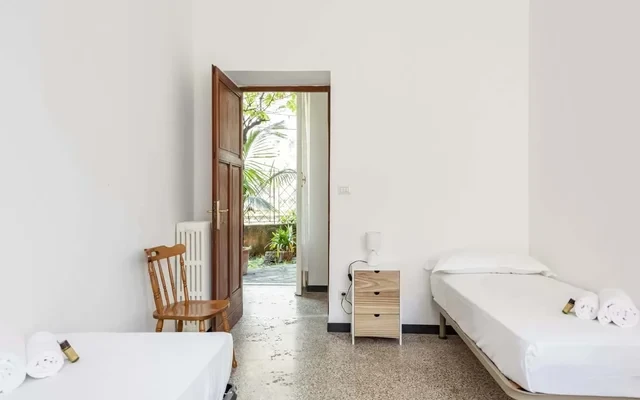 Sunny flat near the beach 3