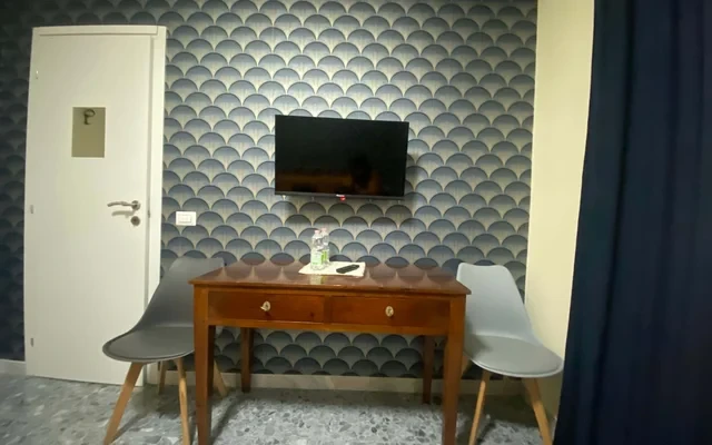 Big Room near Metro A "Lucio Sestio" 1