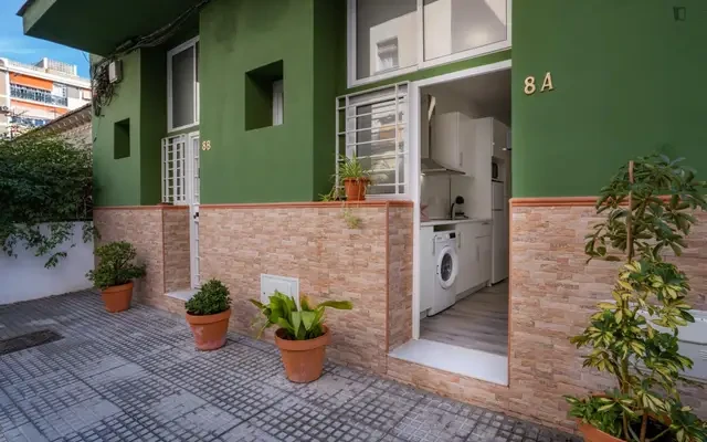 Charming studio apartment located 350 meters from the promenade and El Palo beach 0