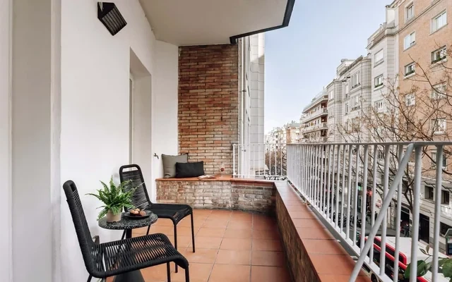 Munia - 3 bedrooms and office in Sant Gervasi 0