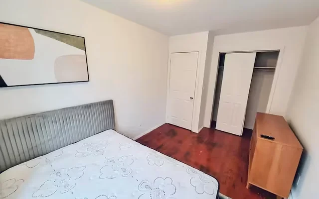 451 Franklin Avenue, Brooklyn 4
