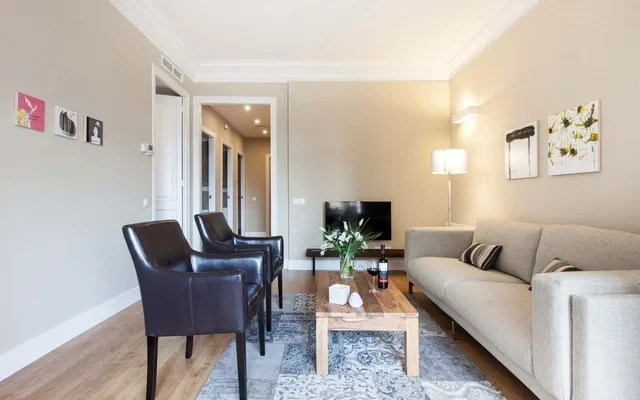 Apartamento en Calle Diputacion 2