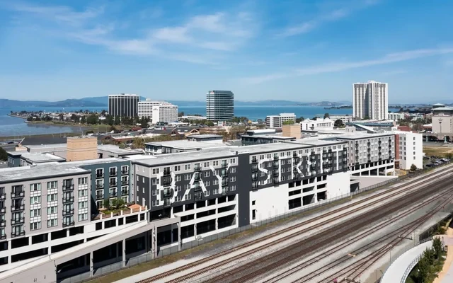 Bay House Emeryville 4