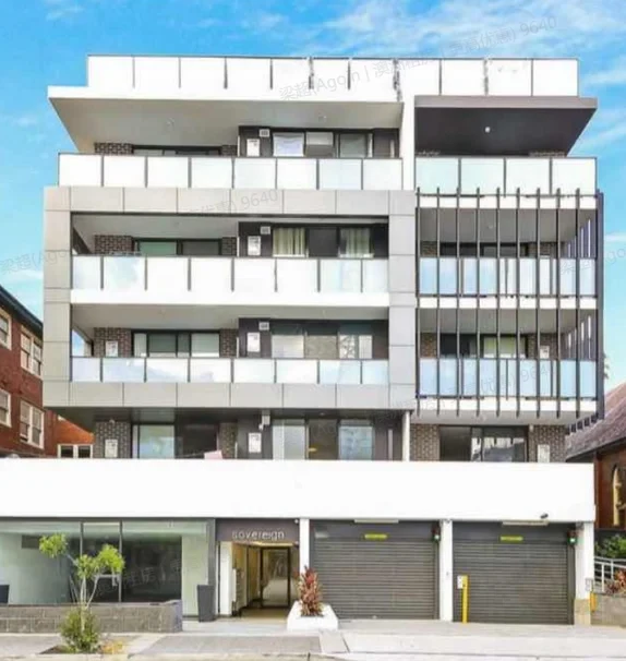 44 Belmore St