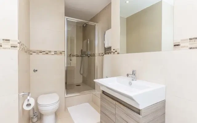 Grosvenor Hill 13234# 4
