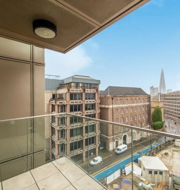 LH-Royal Mint Gardens