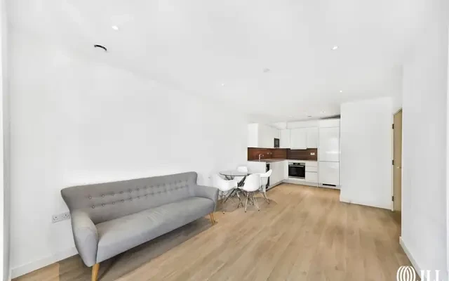 Skyline Apartments, London N4 2