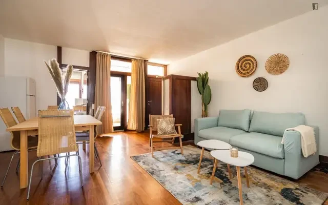 apartment near Rua da Azinheira - Setubal student accommodation
