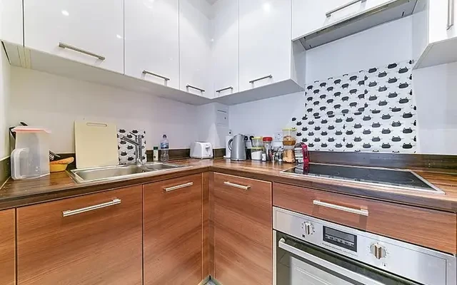 Forge Square,  London, E14 3GU 1