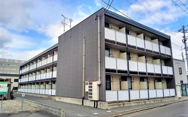レオパレスアップルハイツ 303号室 0