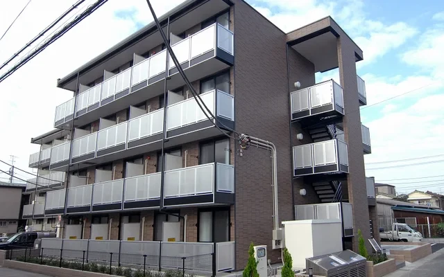 レオパレス栄町 4