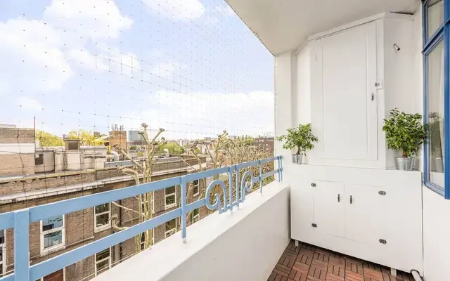 Grays Inn Road, Bloomsbury, WC1X 3