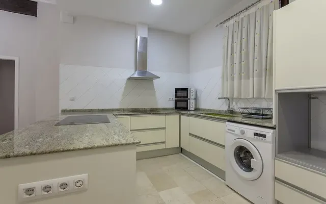 Splendid and bright double room in Plaza Negrito 2