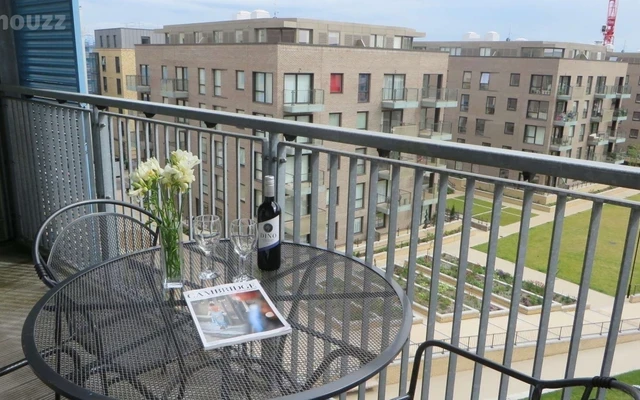 Short term - Warren Close One Bedroom Apartments 4