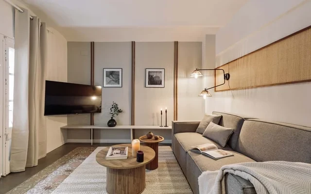Poblet - 2 bedrooms and balcony in Poblenou 1