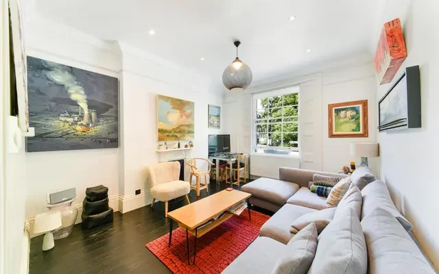 Claremont Square, London, N1 9LX 0