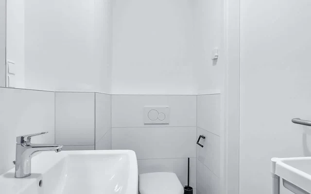 Fully furnished studio with balcony - Nearby HTW University 3