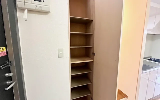 レオパレスクボタ - Matsumoto student accommodation - 302号房间(带餐厅/独立厨房)