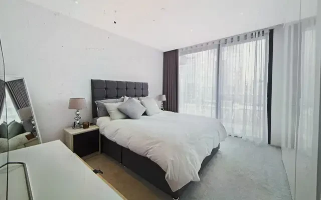 Goodman Satin House 3