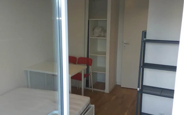 Vitry-sur-Seine 94e·19m²·F1·Maison·With furniture 3