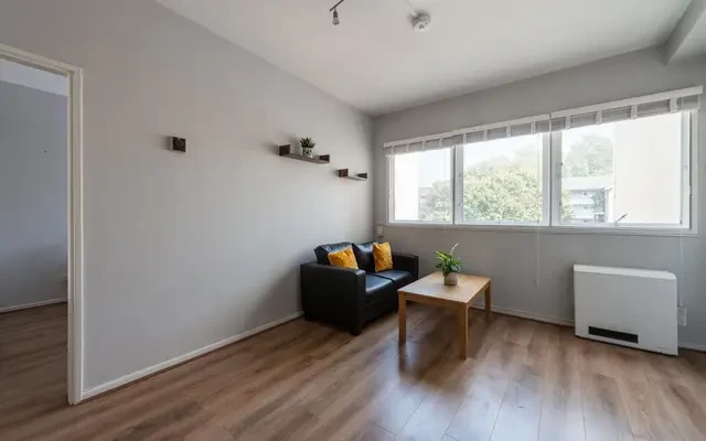 Clare Court, London, WC1H 9QR 0