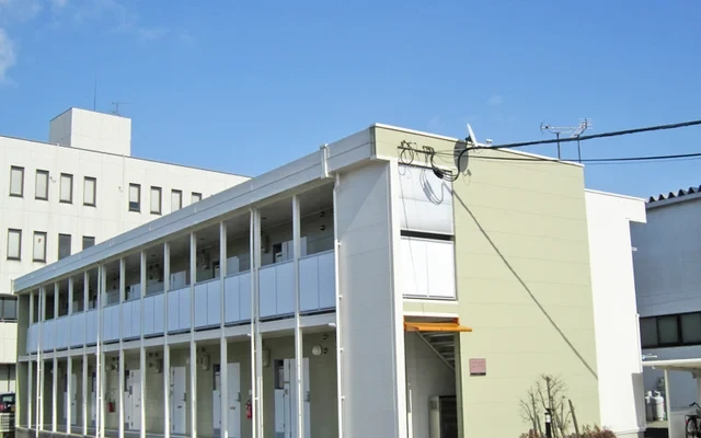 レオパレス加賀 0