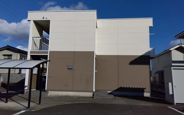レオパレスヴィルヌーブ 0