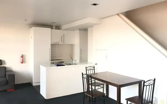 11C City Road 4