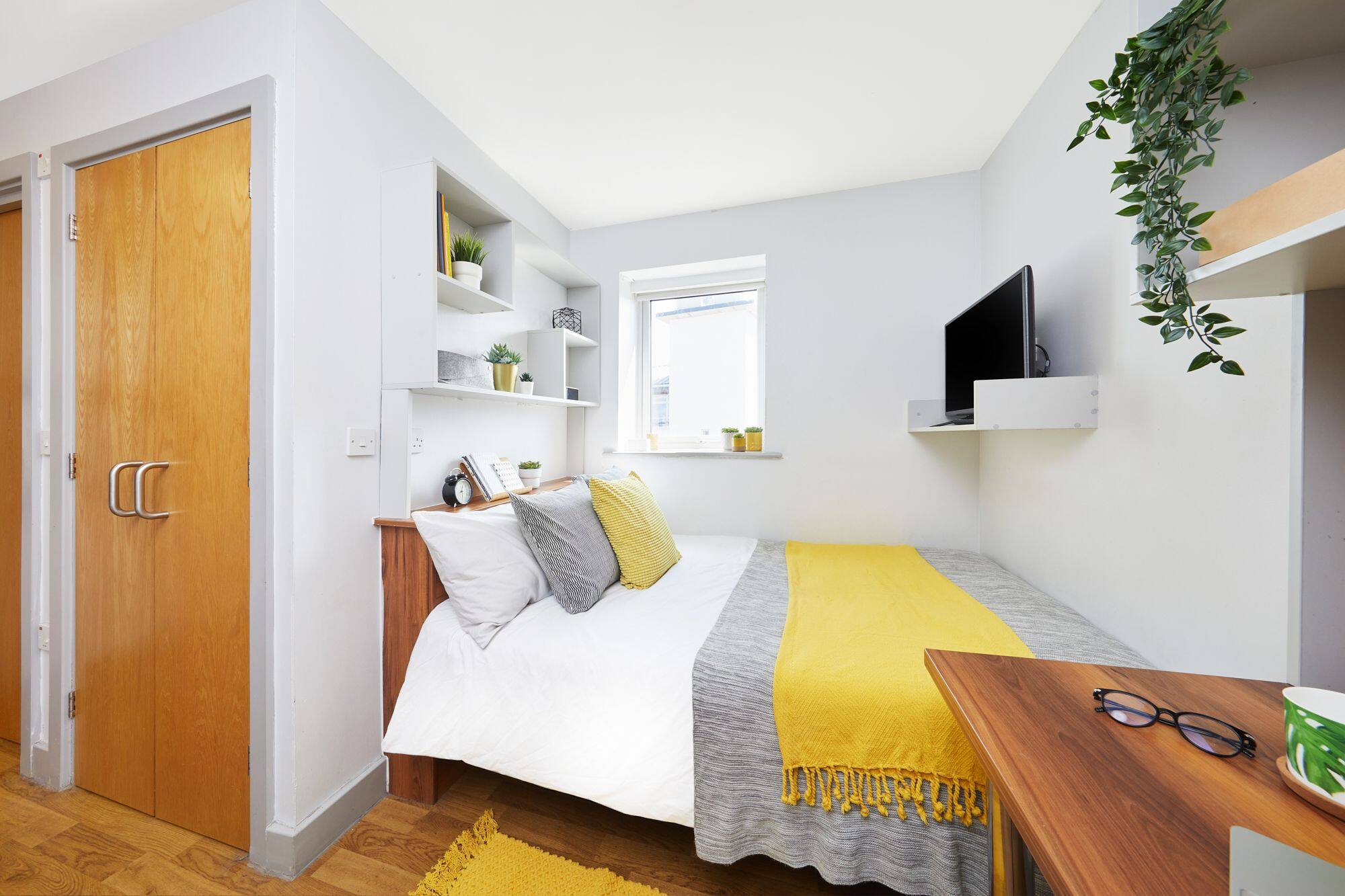 uhomes.com | Student Accommodation, Housing, Flats, Apartments for Rent