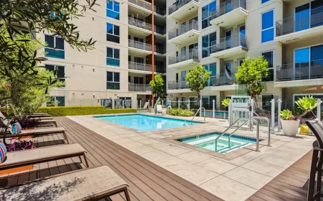 Radius Koreatown Apartments 4