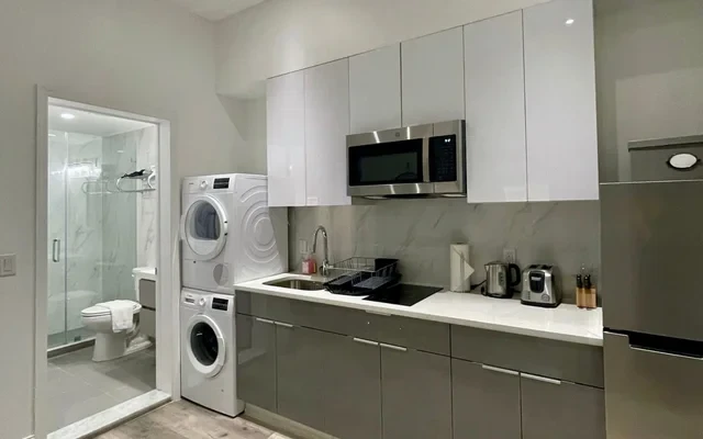 143 East 36th Street 3