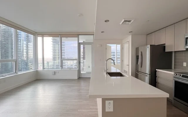 DTLA｜1133 Hope｜2B2B 主卧 4