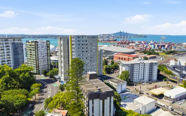 Student Living Auckland Anzac 1