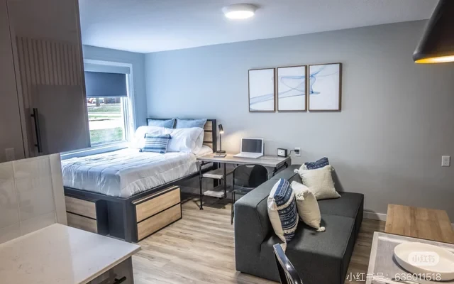 309 E Clark Street 3