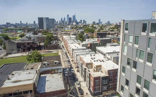 Avery Philly 4