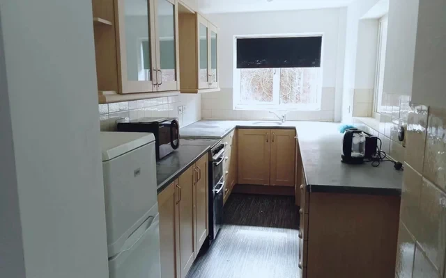 Shared Place·2B2B···1 Mistletoe St, Durham DH1 4EP, UK 0