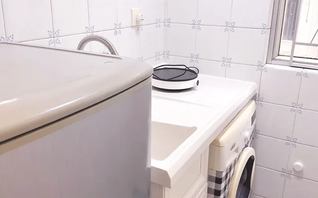 旺角合租房，业主放租免佣 2