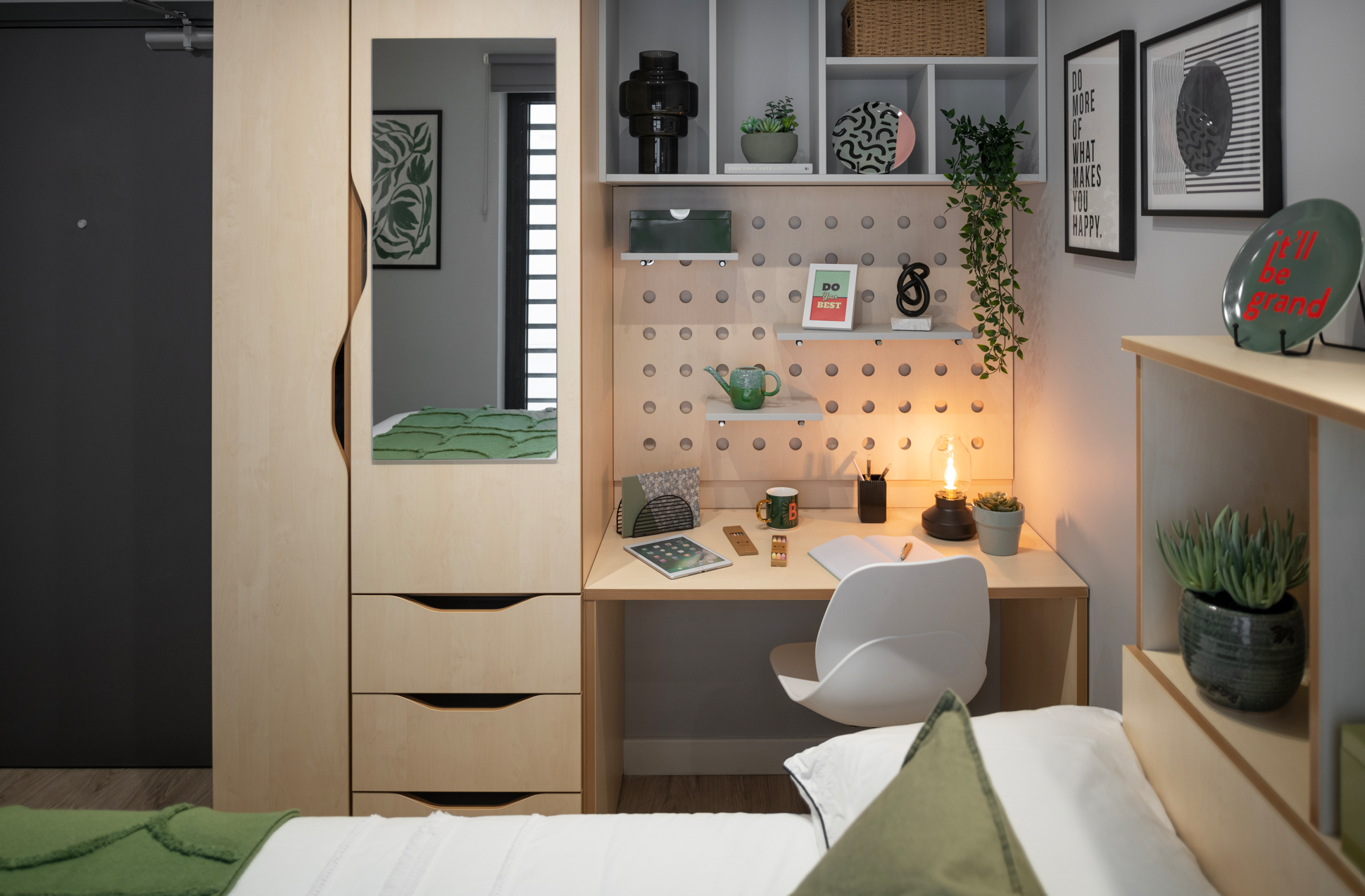 7 Bed Classic Ensuite