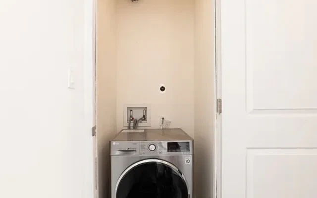 纽约 Queens Rego Park 主卧单间出租|近 M/R 地铁|适合学生及上班族|房东直租 - Queens County student accommodation - 纽约 Queens Rego Park 主卧单间出租|近 M/R 地铁|适合学生及上班族|房东直租