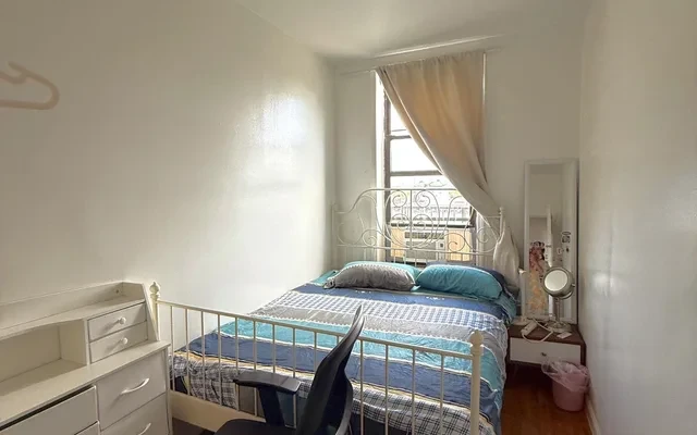 纽约布鲁克林5大道60街单间地铁房1200全包，领包入住 0