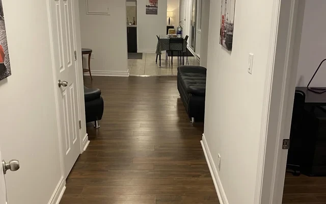 蒙特利尔Plateau 3-bedroom中单人卧室出租 4