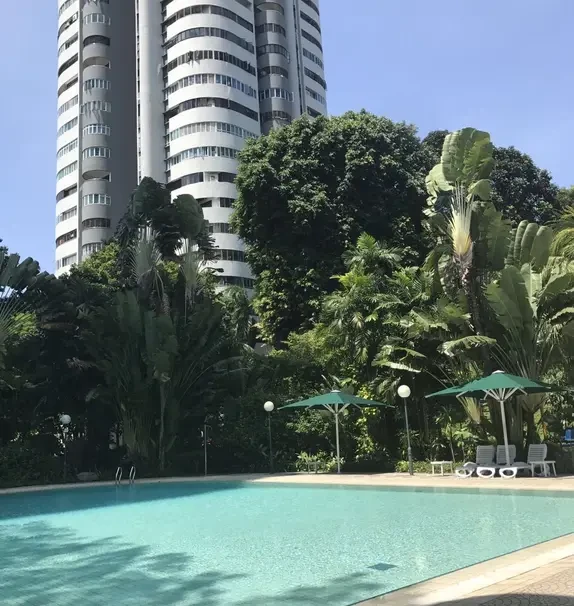 中巴路附近高档海景高层超大主人房
